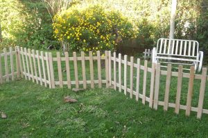 Todo sobre las rejas de madera para jardín