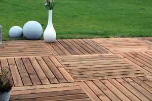 Todo sobre los suelos de madera para jardín